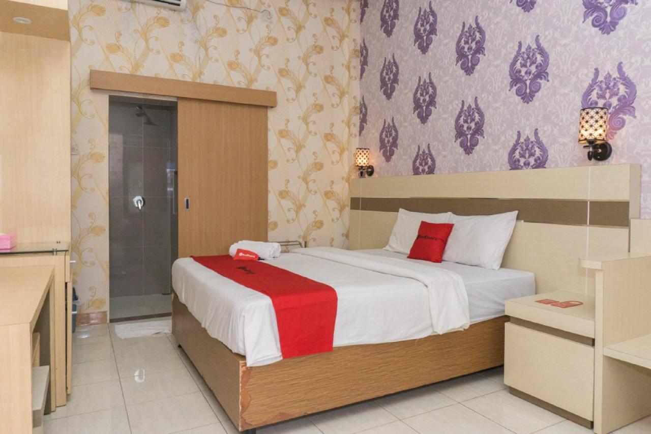 Reddoorz @ Tambolaka Sumba Hotell Lokokaki Exteriör bild
