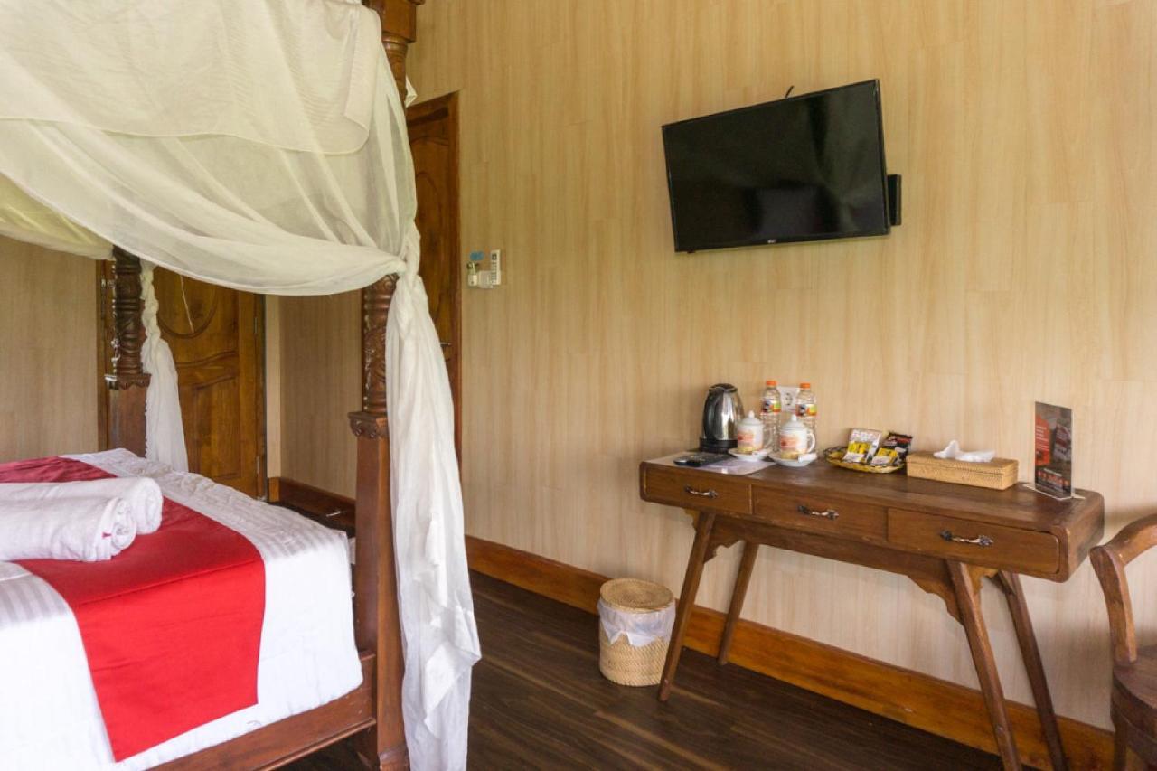 Reddoorz @ Tambolaka Sumba Hotell Lokokaki Exteriör bild